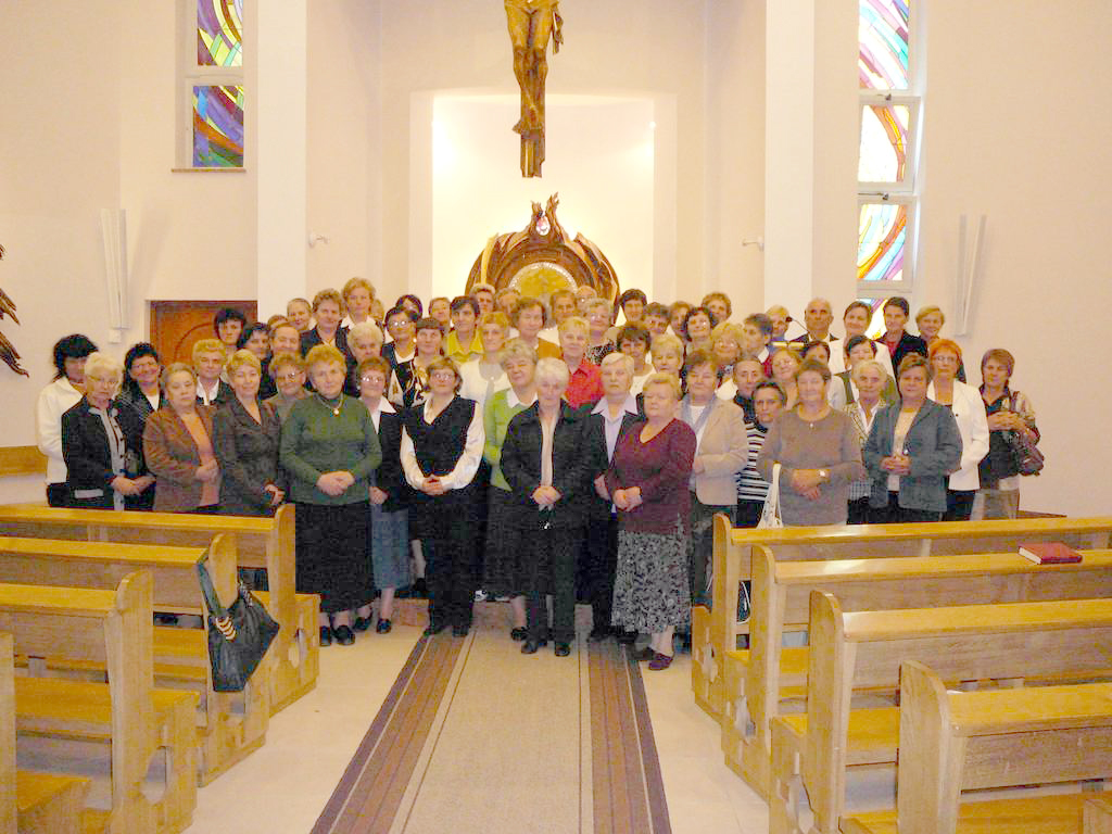 102949 2023 09 12 01