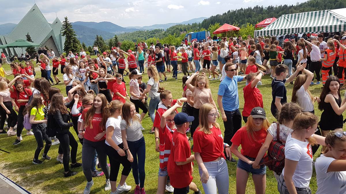 114903 2023 09 11 01