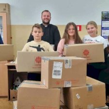 1,5 t. przyborów szkolnych dla dzieci z Syrii i Libanu