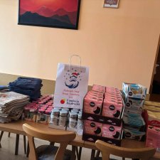 RADOSNE ŚWIĘTA Z FUNDACJĄ BIEDRONKI